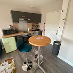 Apartmán T2 Avec Parking, Loggia, Vue Puy De Dome