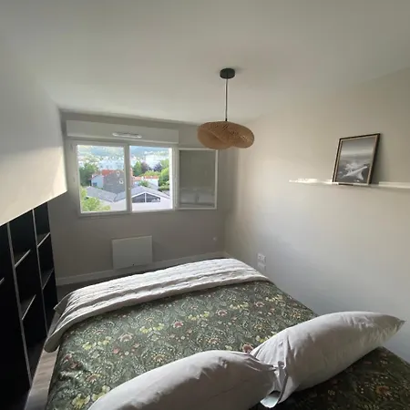 T2 Avec Parking, Loggia, Vue Puy De Dome Appartement *