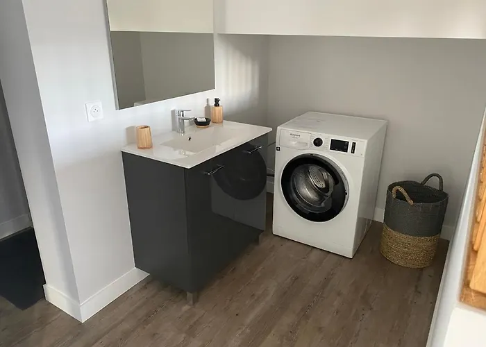 T2 Avec Parking, Loggia, Vue Puy De Dôme * Clermont-Ferrand