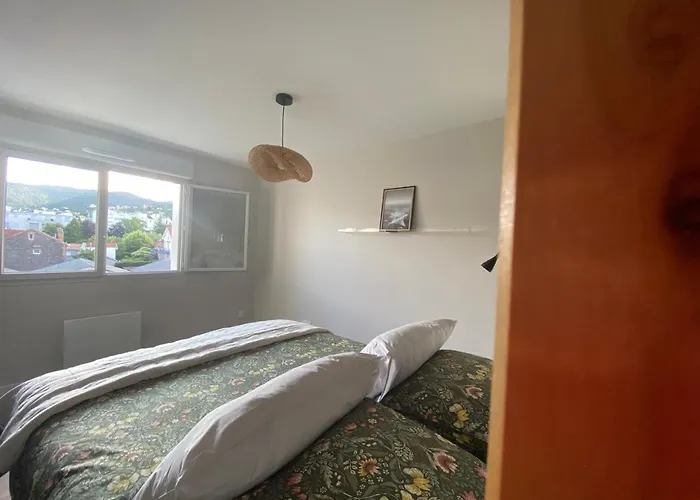 T2 Avec Parking, Loggia, Vue Puy De Dôme * Clermont-Ferrand